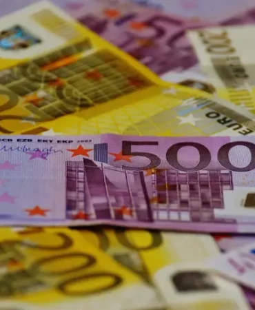 Trump'ın İmzası Yeni Banknotlarda Yer Alacak