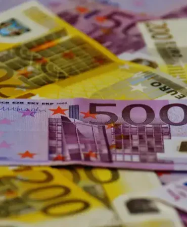 Orta Doğu'dan Gelen Gelişmeler Altın ve Gümüş Fiyatlarını Etkiledi